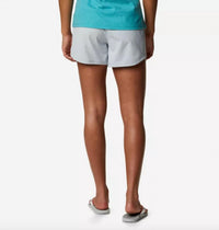 Columbia Performance Fishing Gear Tamiami Pull-on Shorts in cirrus grey - women's shorts - detail view