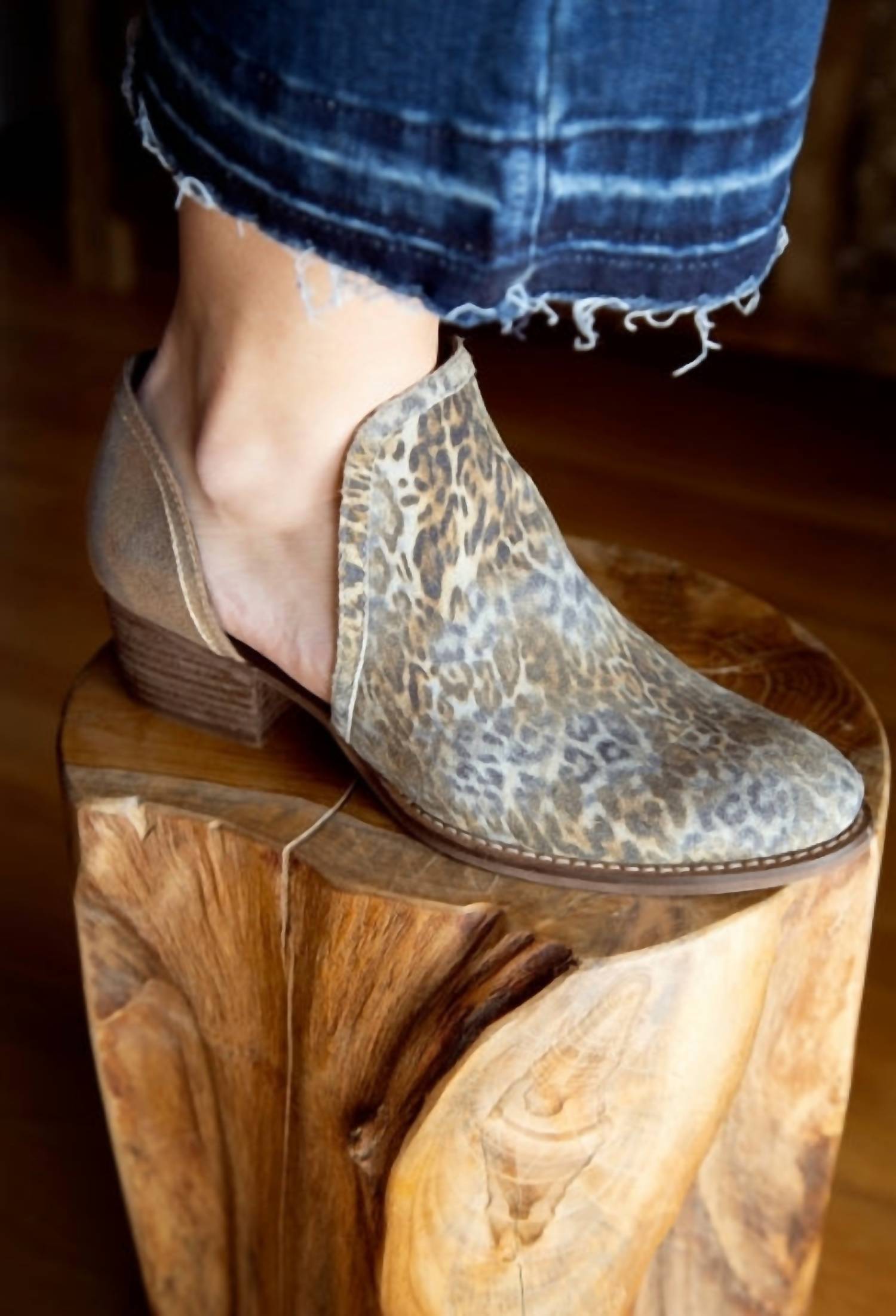 Diba True - Women's Shy Town Side Cut Out Ankle Boots