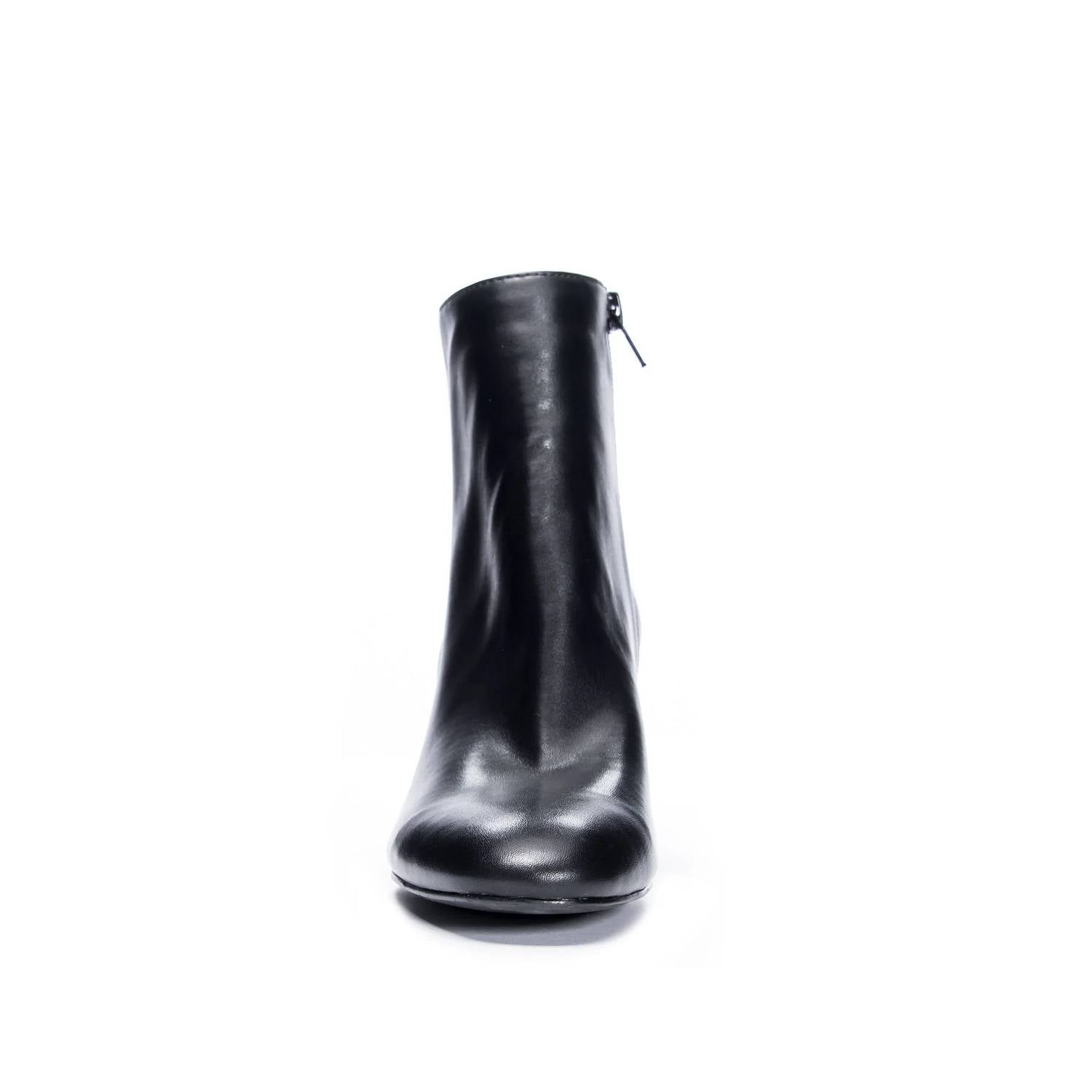 DAVINNA BOOTIE