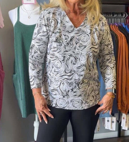 Lulu-B - 3/4 Sleeve Floral Swirl Blouse