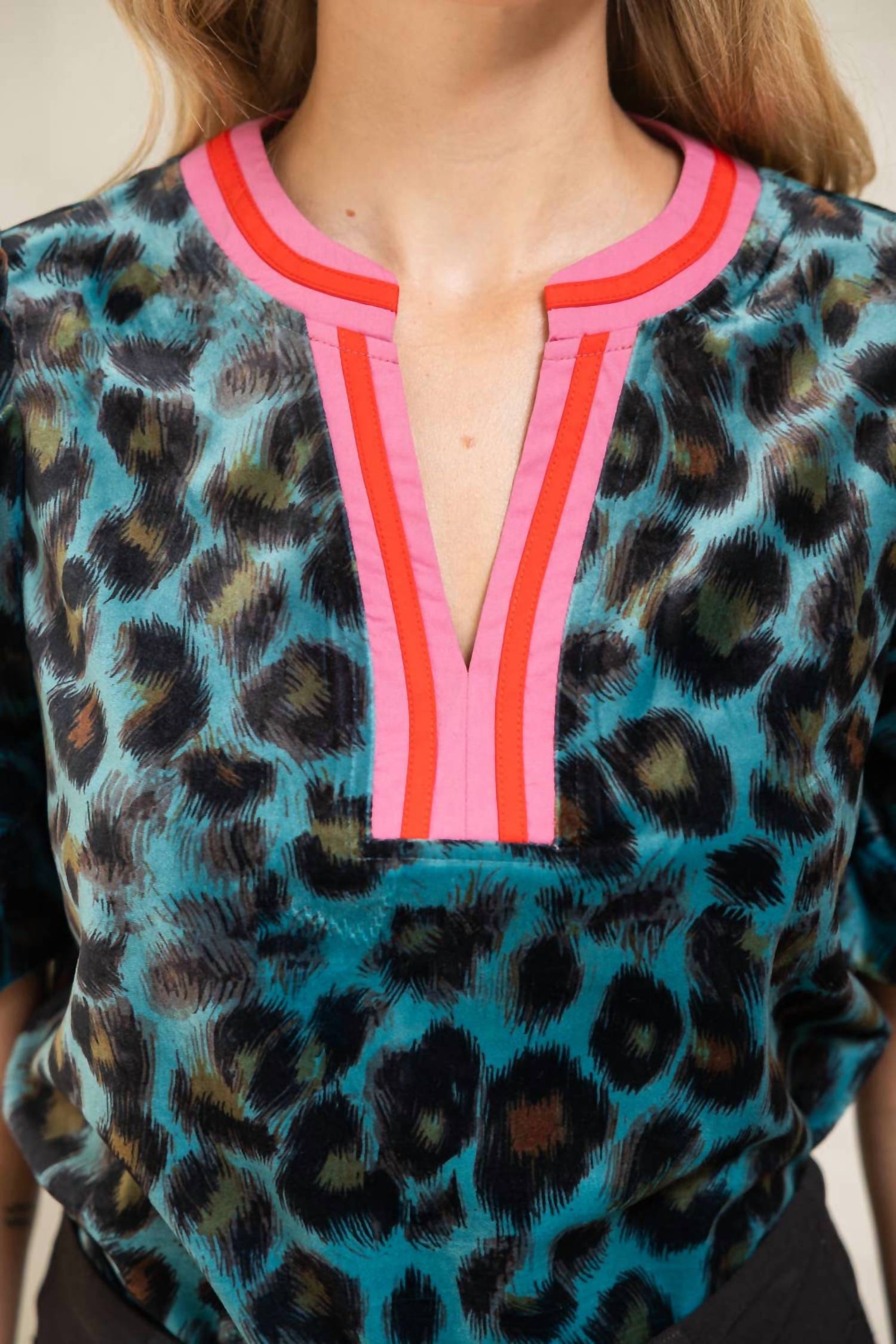 Voy - Valerie Velvet Top