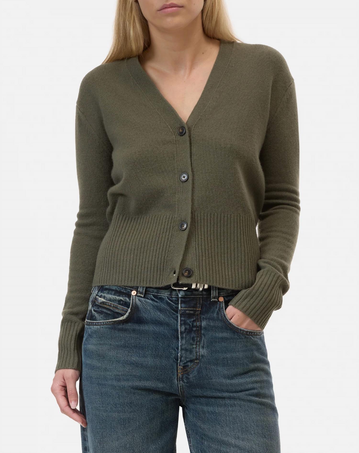 CLOSED The V-neck Sweater in dark green - women's sweater