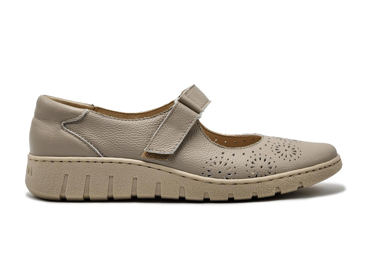 Wasak - Women's Elowen Leather Shoes