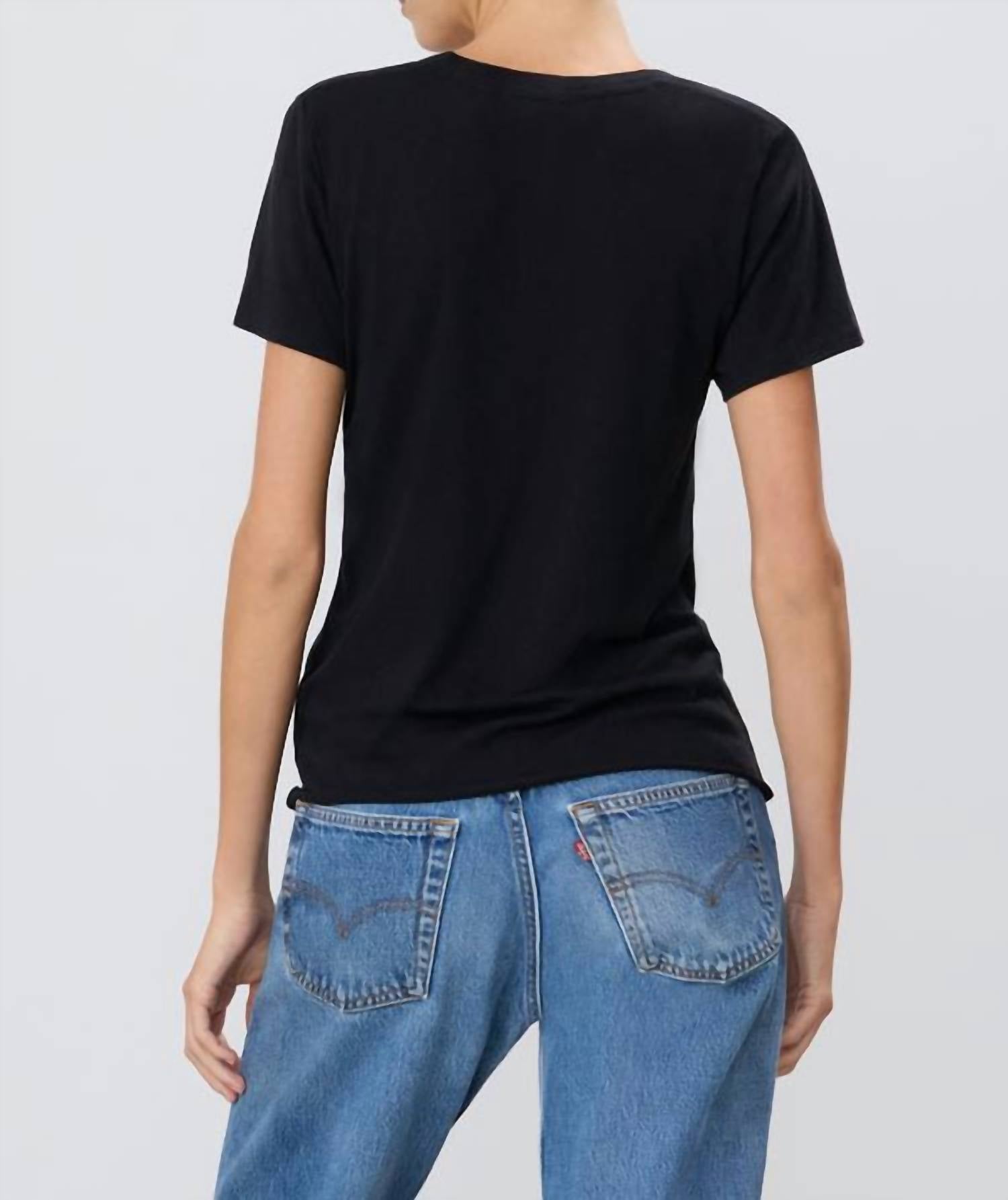 Eterne - Slim V Neck T Shirt