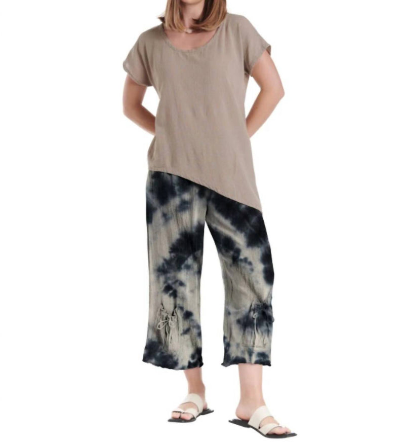 Oh My Gauze! Beth Short Capri in marble black - women's pants