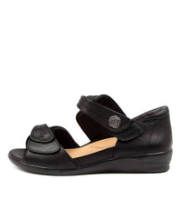 Ziera Women's Doxie Sandal - Wide in black leather - women's sandal - alternate view