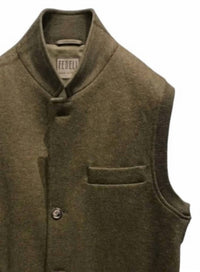 Fedeli Men's Damon Sleeveless Tweed Gilet in dark green - men's jacket - detail view