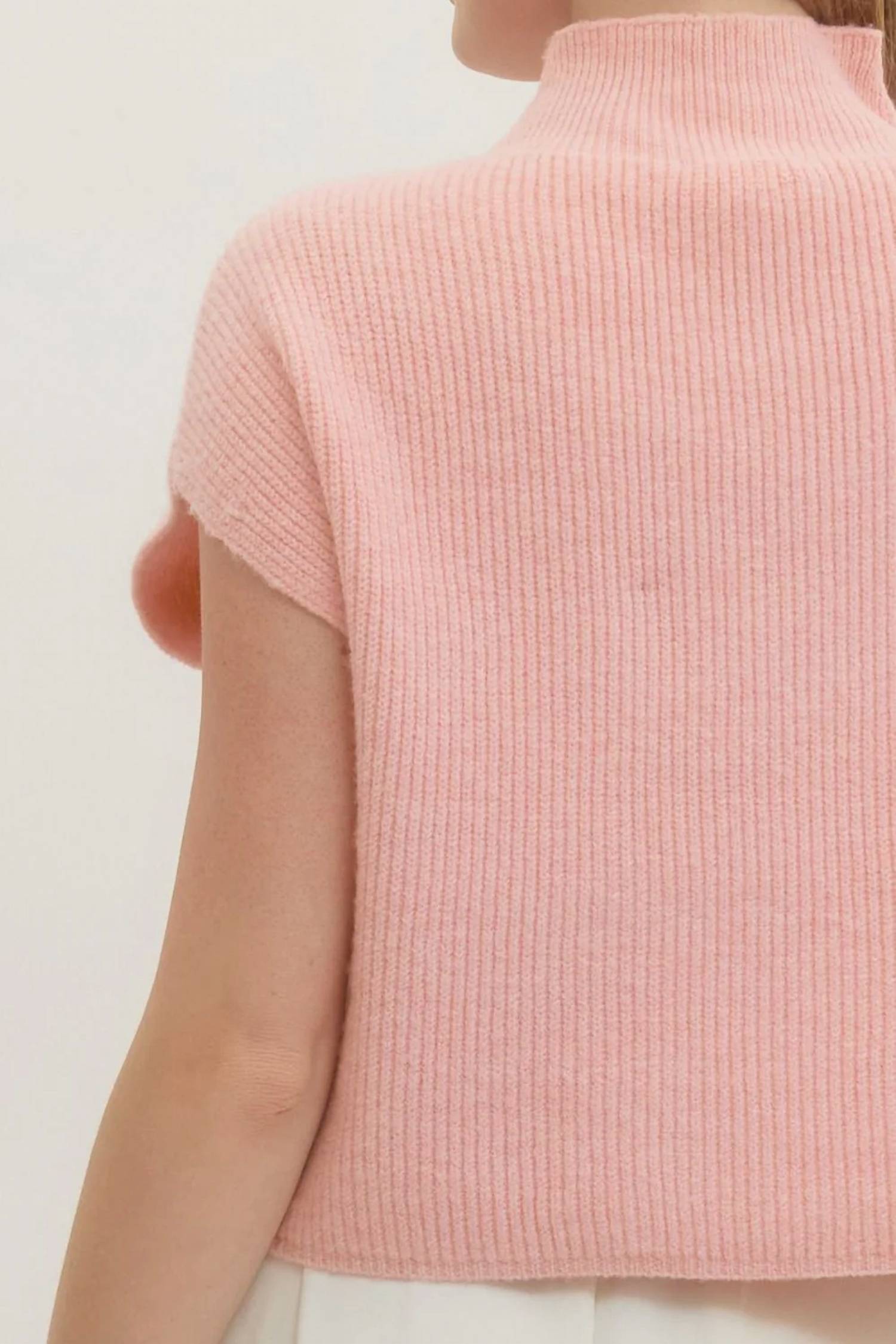 Entro - Carie Mock Neck Sweater Knit Top