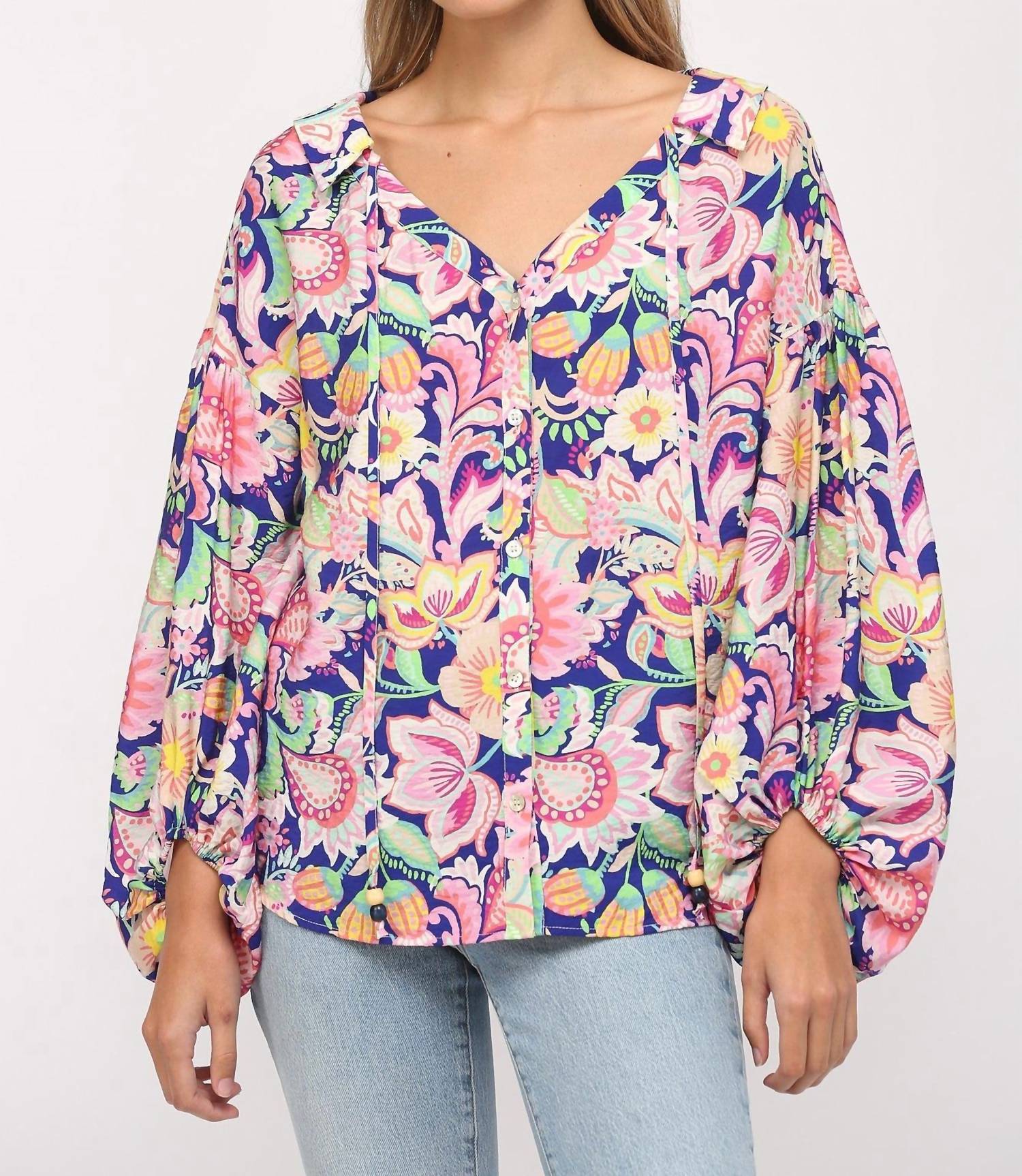 Fate By Lfd - Flower Print Split Neck Blouse