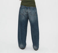 6397 - Roomy Wide Leg Jean