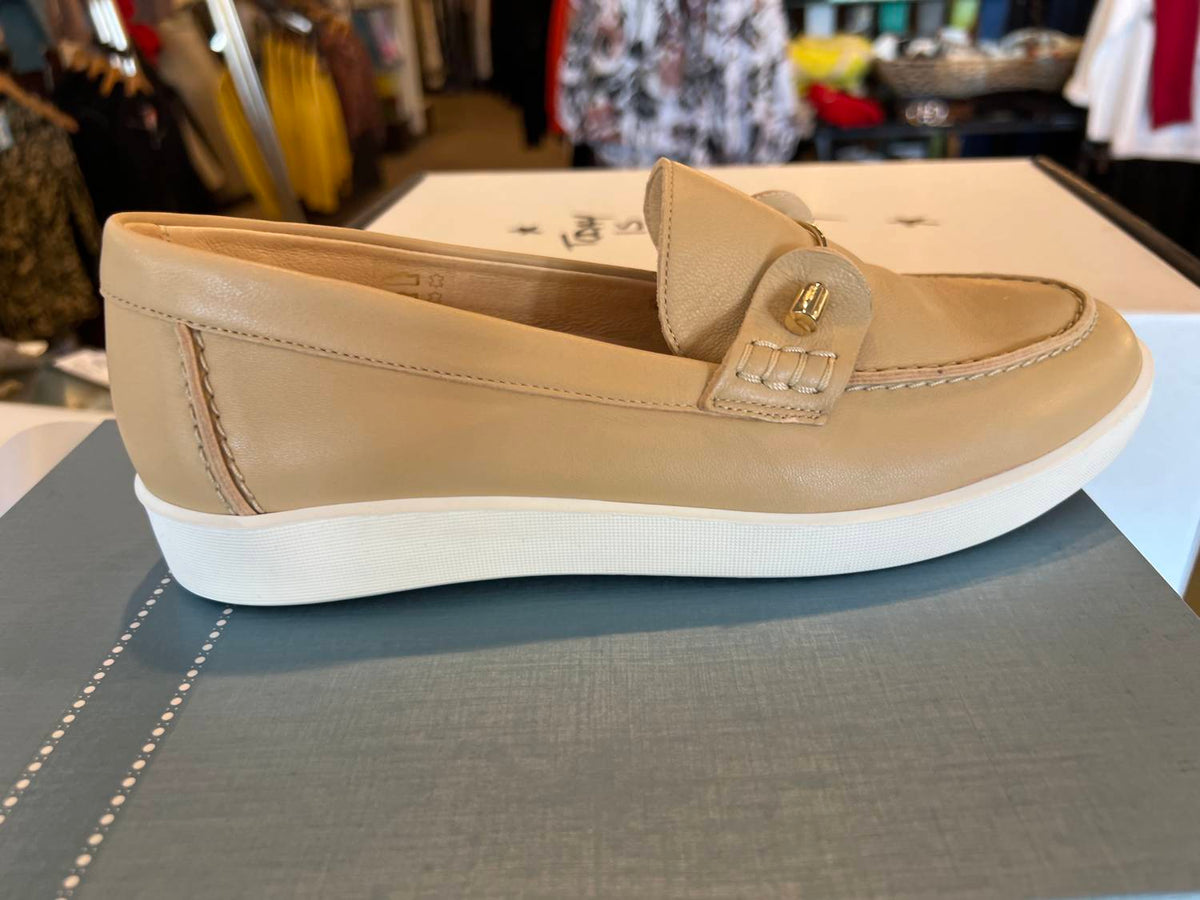 Softwaves - Women's Rafa Loafer