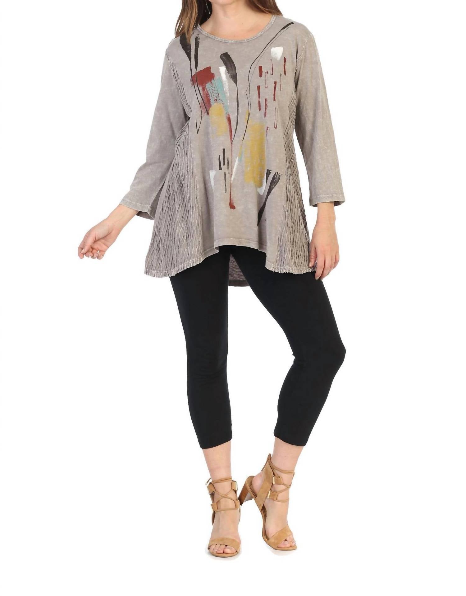Jess & Jane - Color Sketch Wave Knit Mineral Washed Tunic Top
