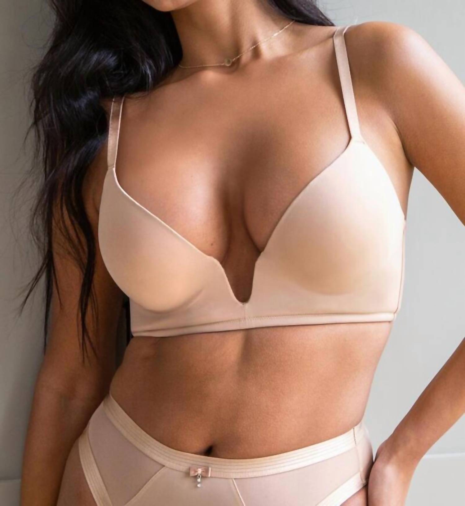 Pour Moi - Definitions U Wire Plunge Low Back Push-up Bra