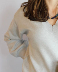 Oat New York - Balloon Sleeve V-neck Sweater