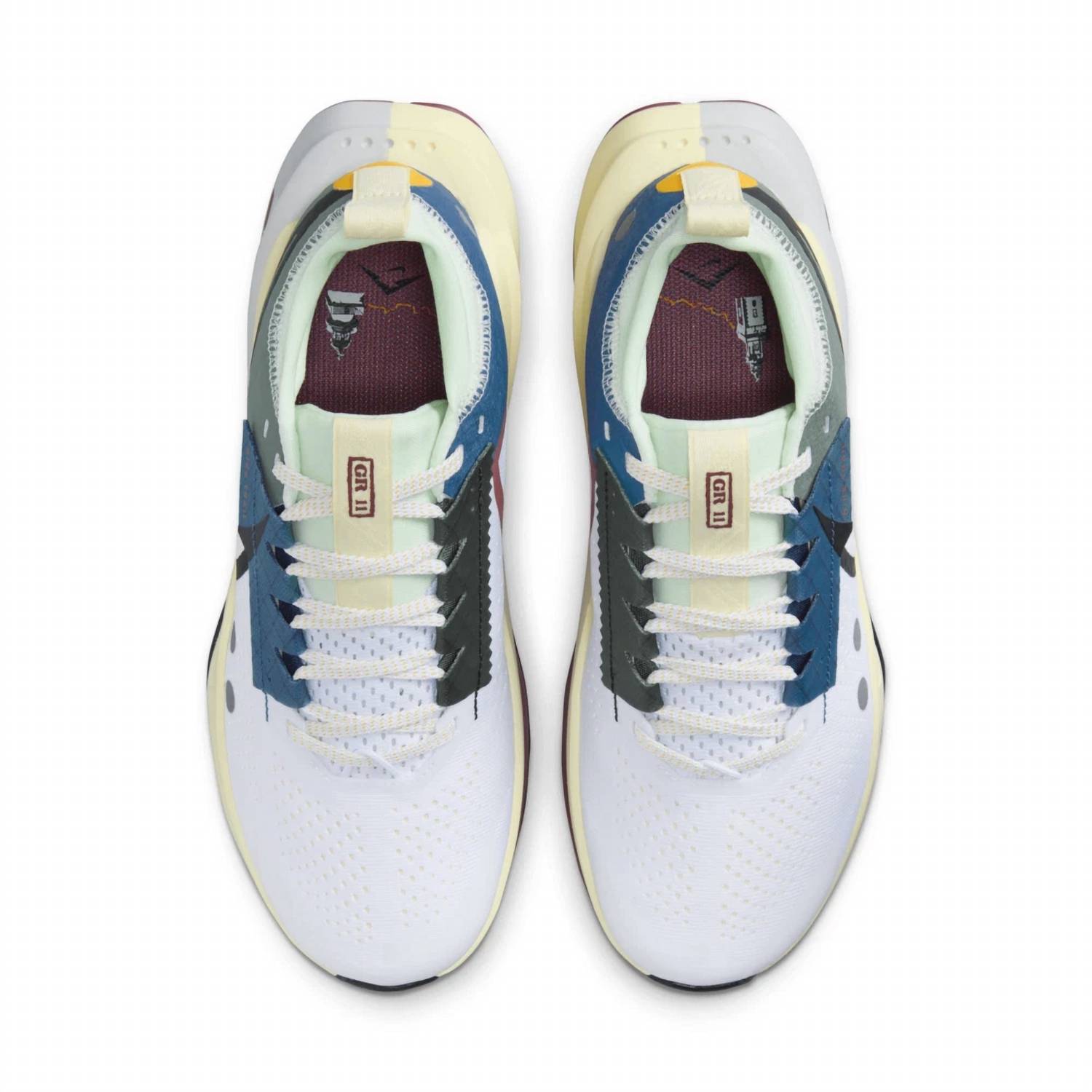 Nike - Women's Zegama Trail 2 Running Shoes