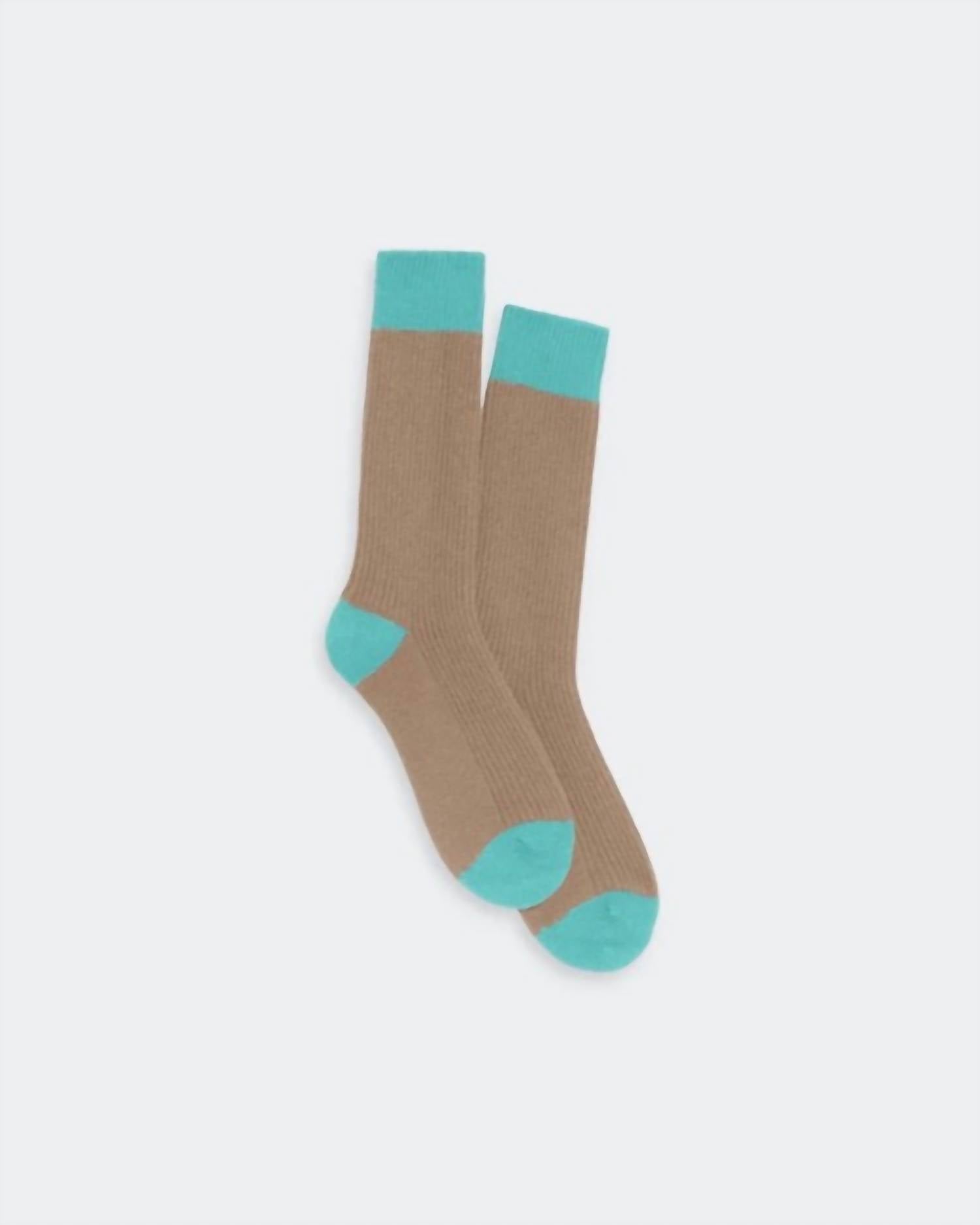 Guest In Residence - Unisex Soft Socks