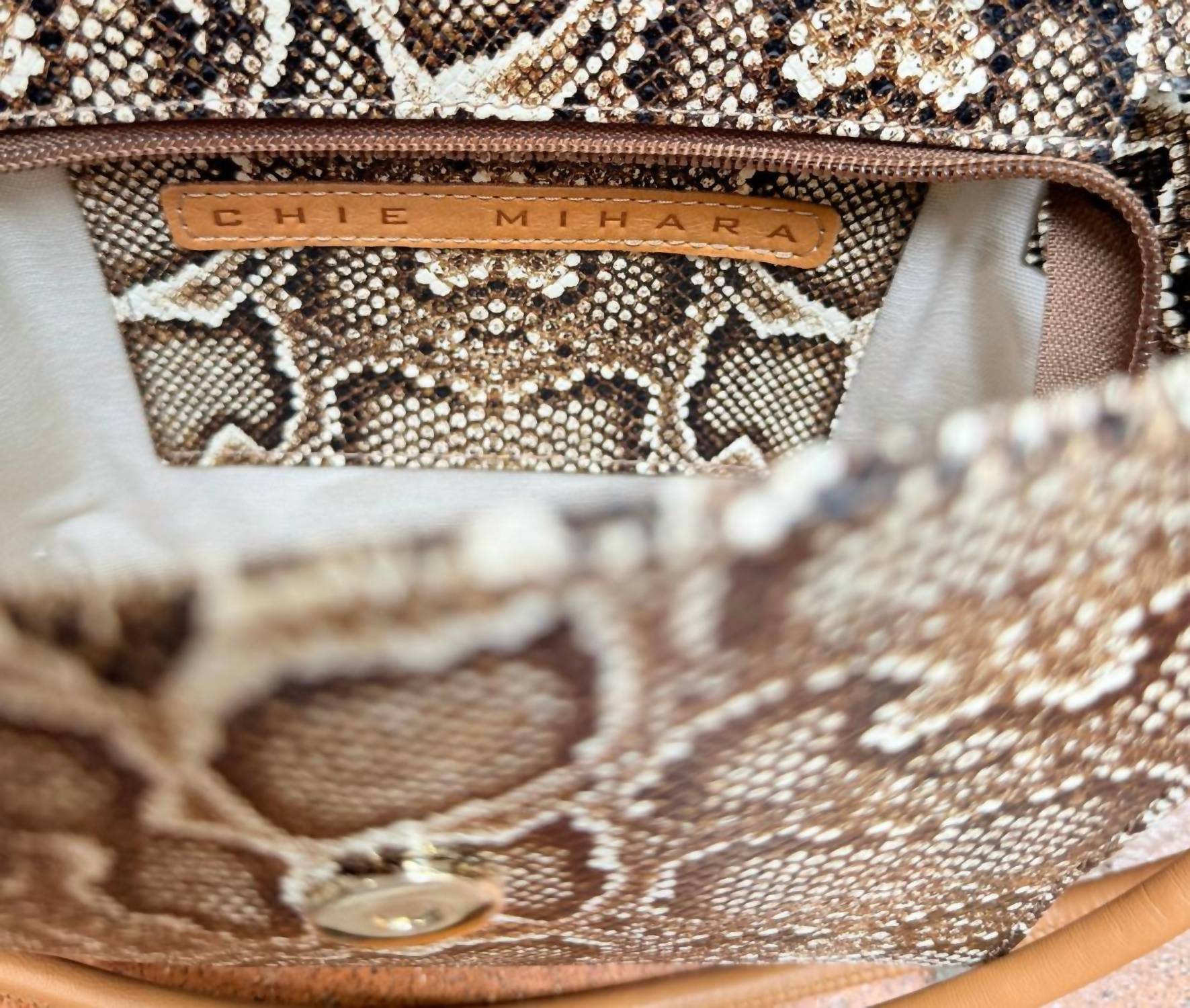 Chie Mihara - Women's Bonka Handbag