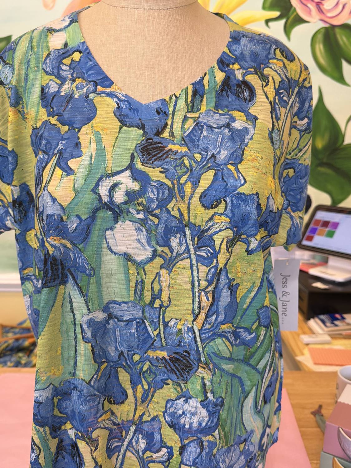 Jess & Jane Women Iris Crop Top in blue yellow gteen pront - women's shirt
