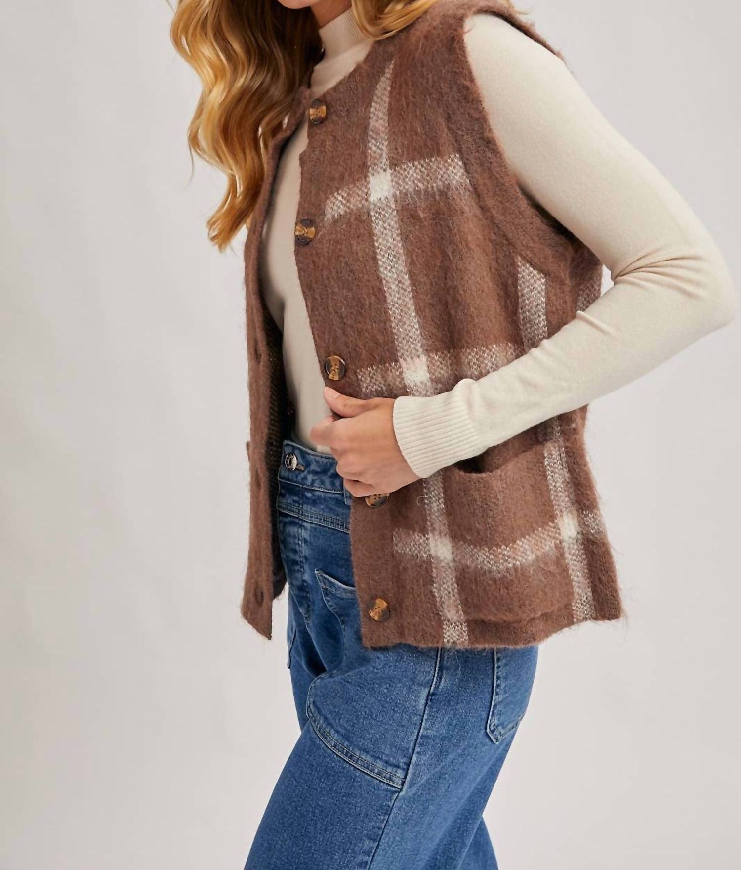 Bluivy - Button Down Plaid Knit Sweater Vest