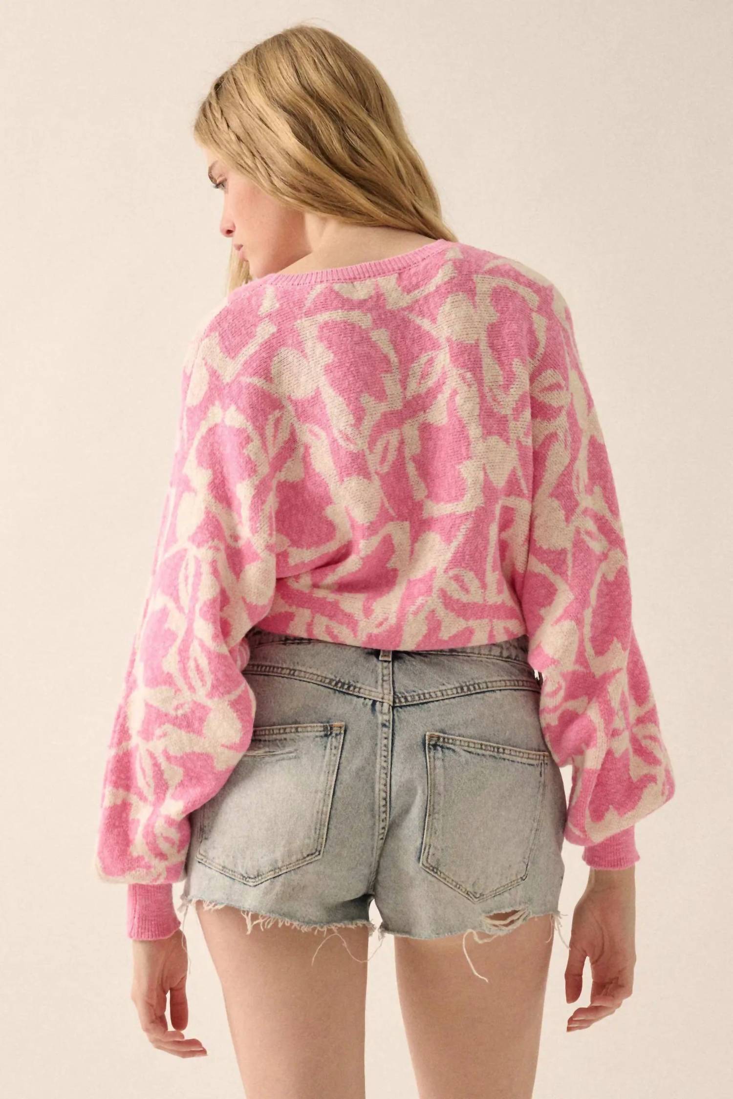 Promesa - Abstract Garden Floral Jacquard Cropped Sweater