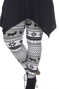 White Mark - Reindeers Printed Leggings - Plus