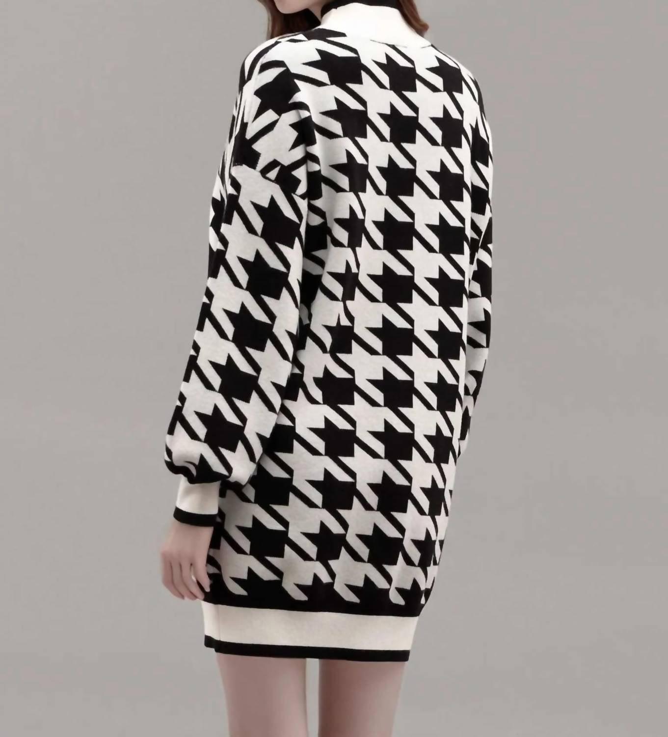 Blu Pepper - Mock Neck Houndstooth Sweater Dress