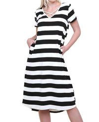 Umgee - Striped T-shirt Midi Dress