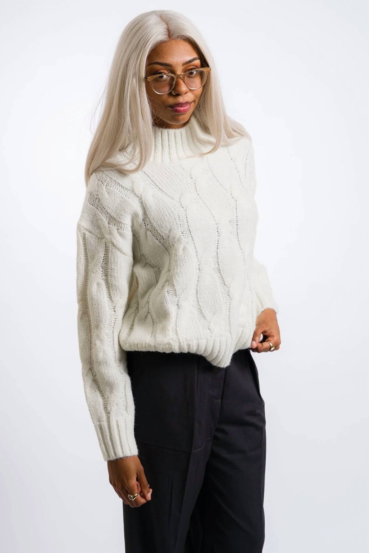 Nia - Fiji Knit Sweater