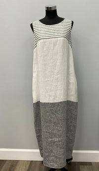 Hubert Gasser - LINEN DRESS WITH POCKETS