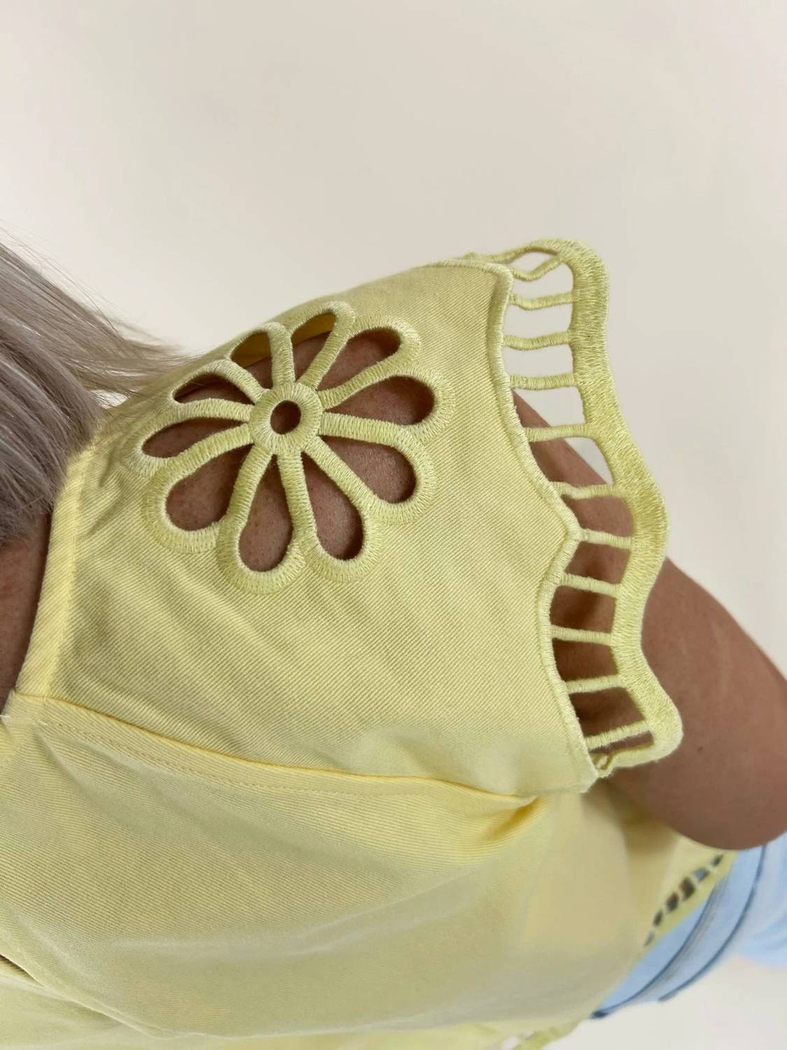 &Merci - Zuri Embroidered Cut-Out Sleeve Top