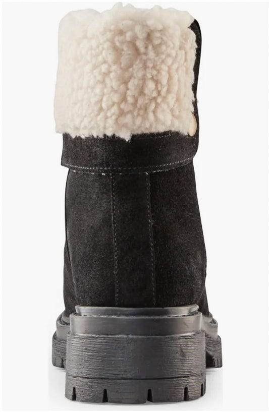 Cougar - Women's Vigo Faux Shearling Cuff Waterproof Boot