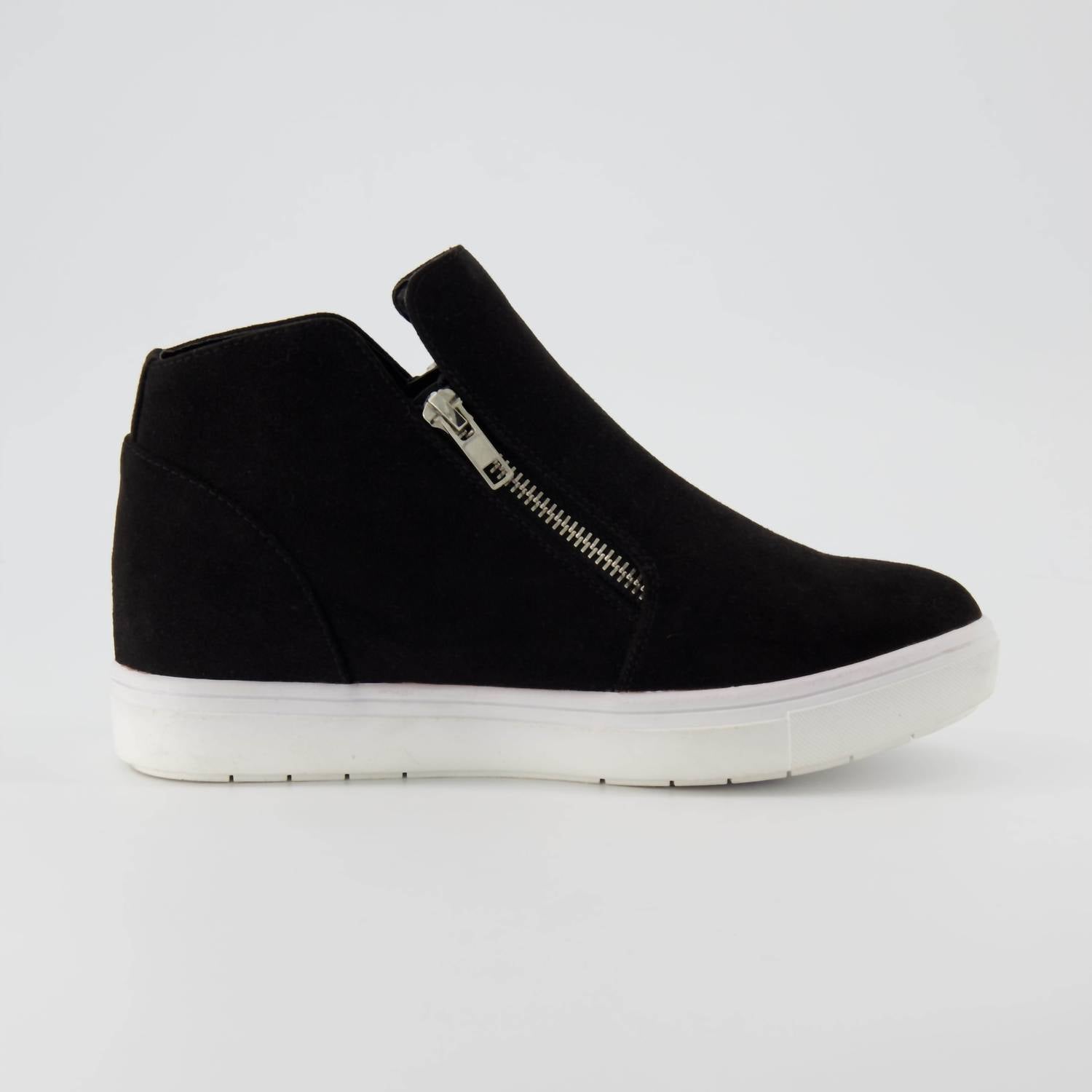 Cushionaire - Women's Hart Casual Sneaker