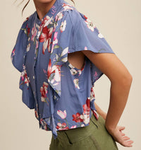 Listicle - Floral Flutter Sleeve Blouse