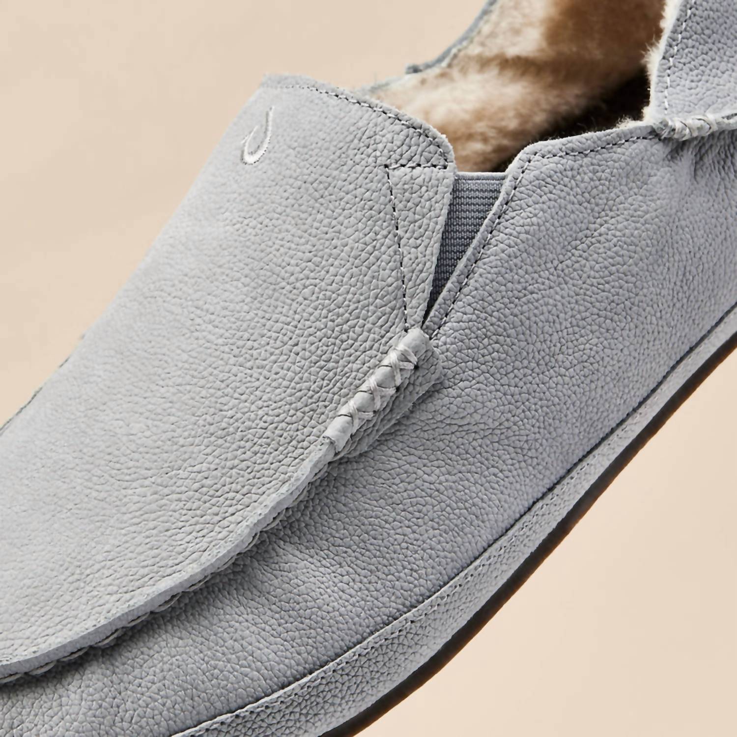 Olukai - Men’s Moloa Premium Leather Slippers