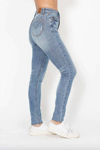 Judy Blue - Vintage Shield Pockets Skinny Jeans