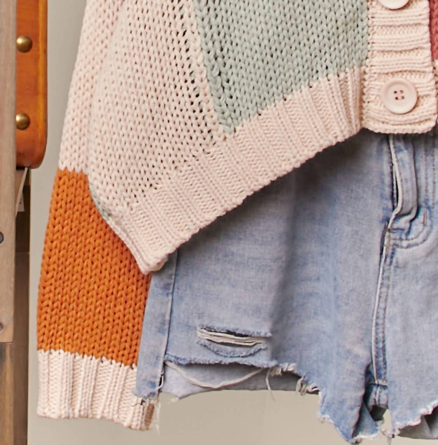 Mello - Women's Color Block Crochet V Neck Cardigan