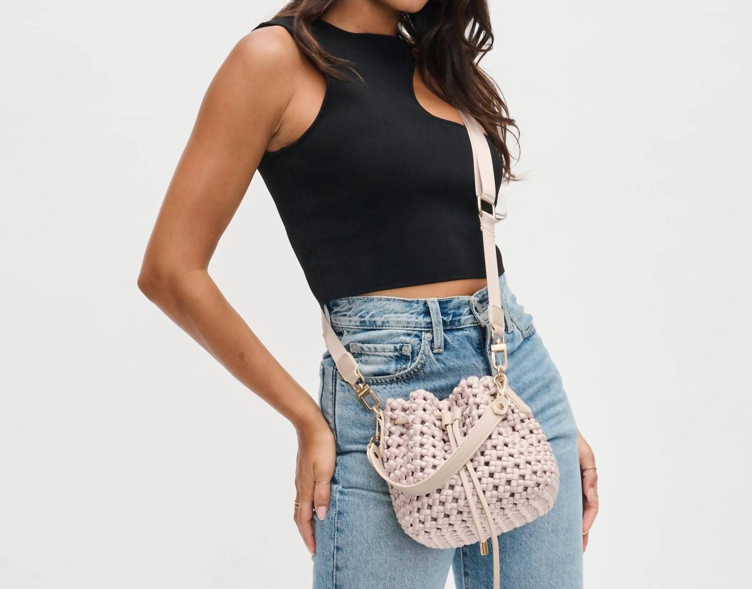 Sol And Selene - Women's Hand Woven Knot Crossbody Bag