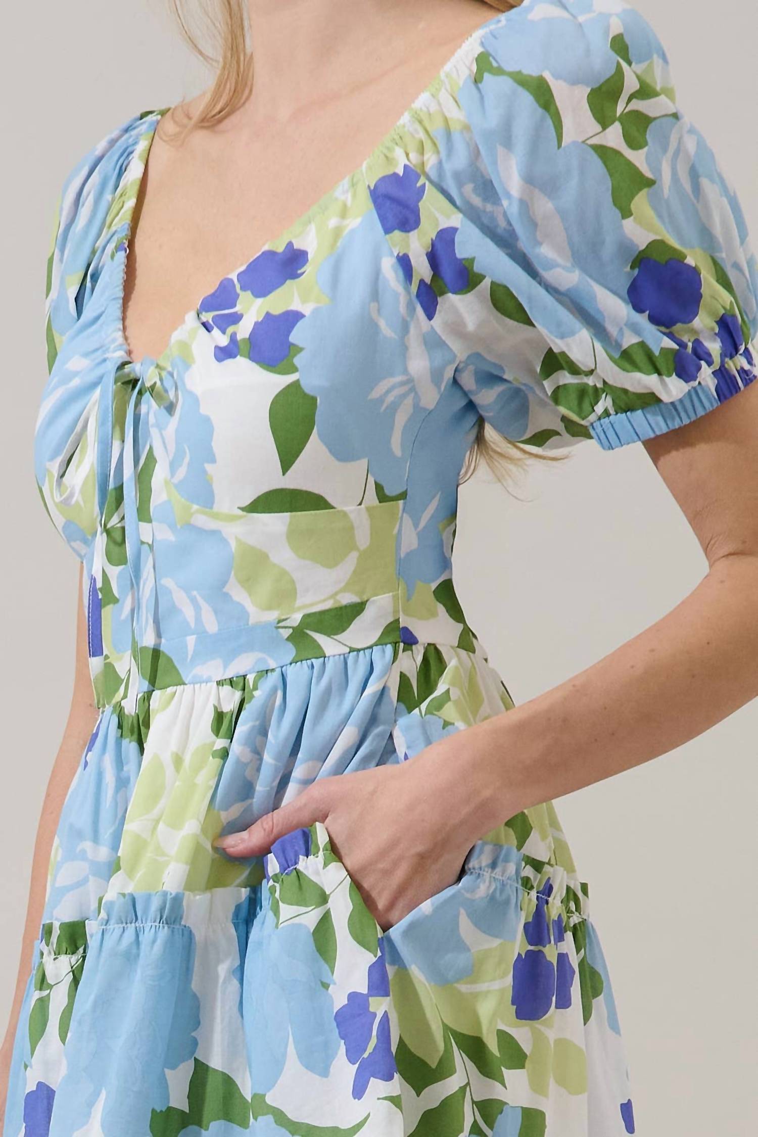 Sugarlips - Khloey Floral Tiered Smocked Back Mini Dress