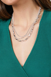 WARRANT TRIPLE CHAIN NECKLACE