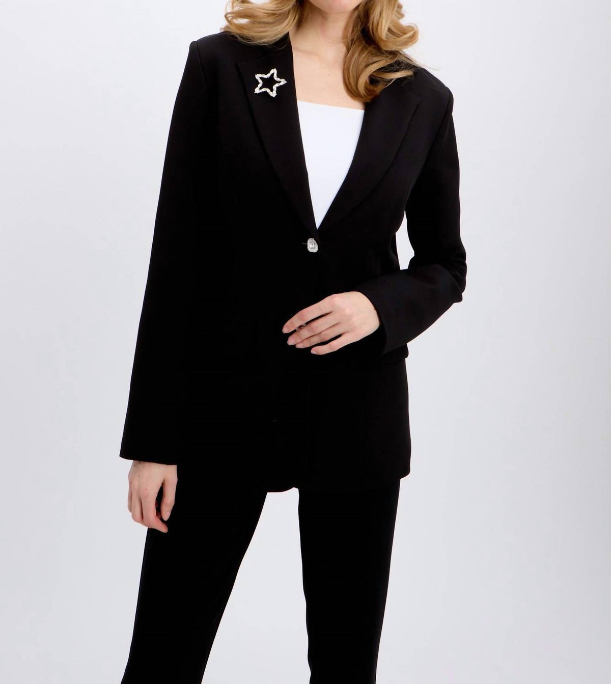 Frank Lyman - Long Blazer With Brooch