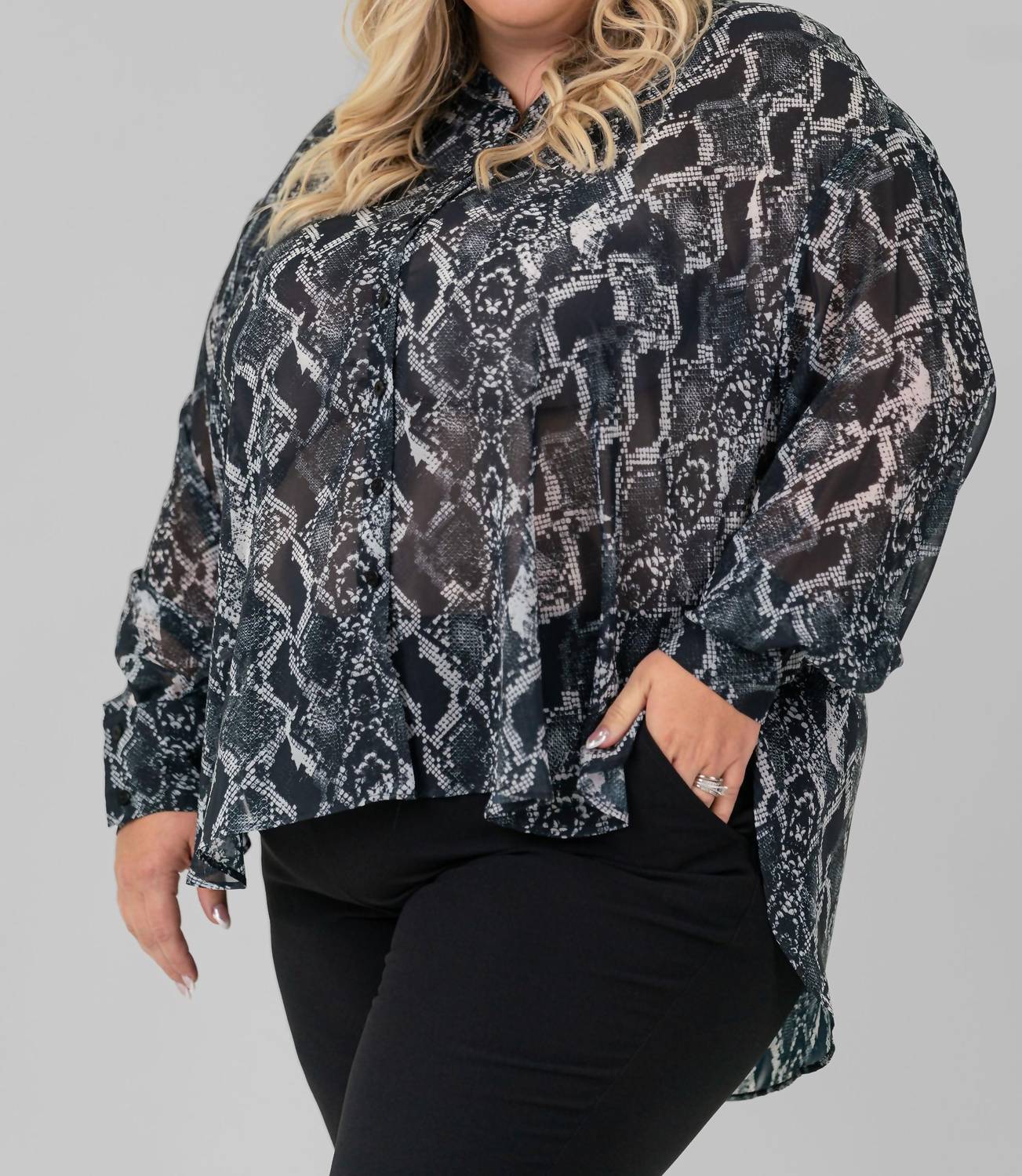Mat Fashion - SNAKE PRINT TOP