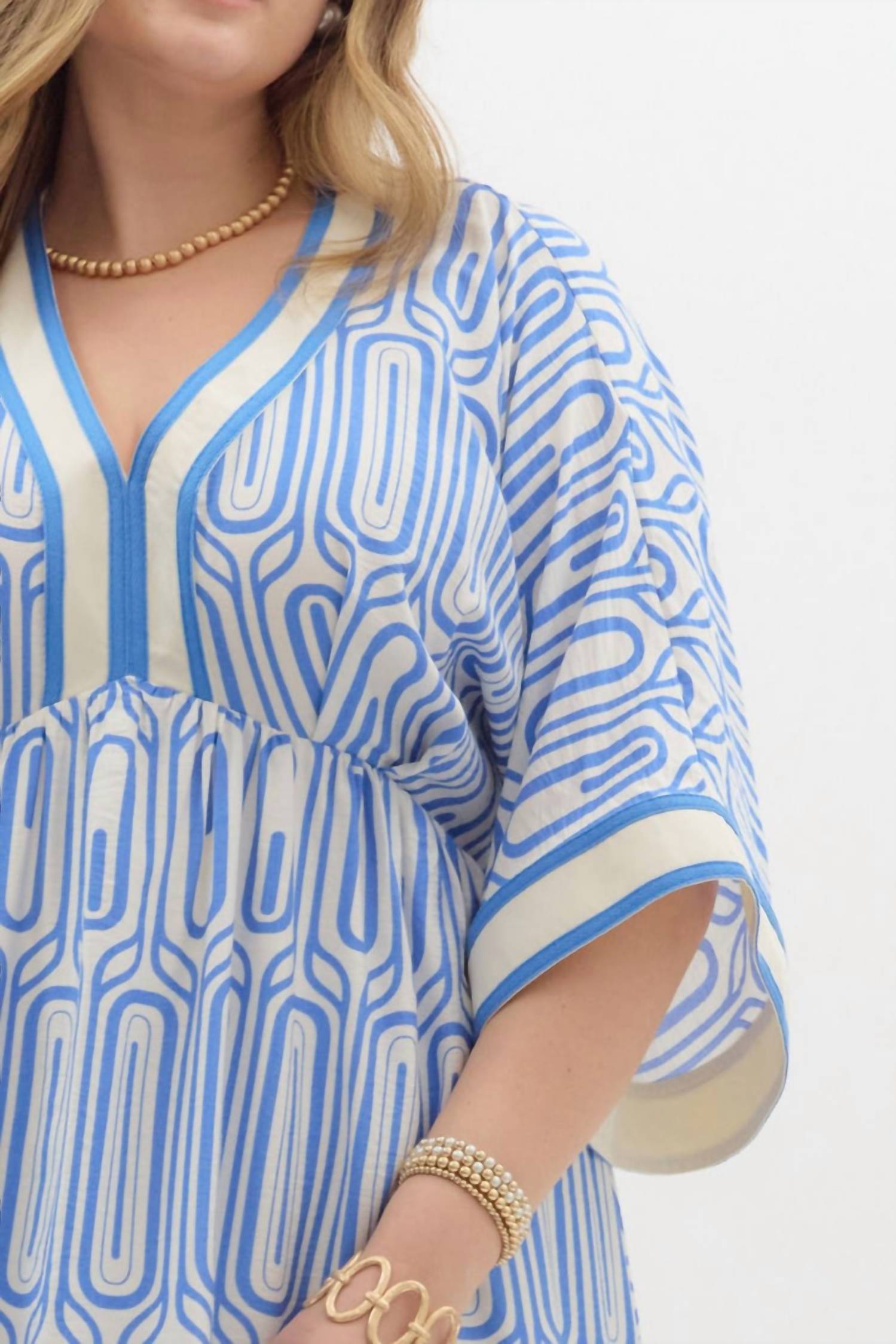 Entro - Abstract V-neck Maxi Dress