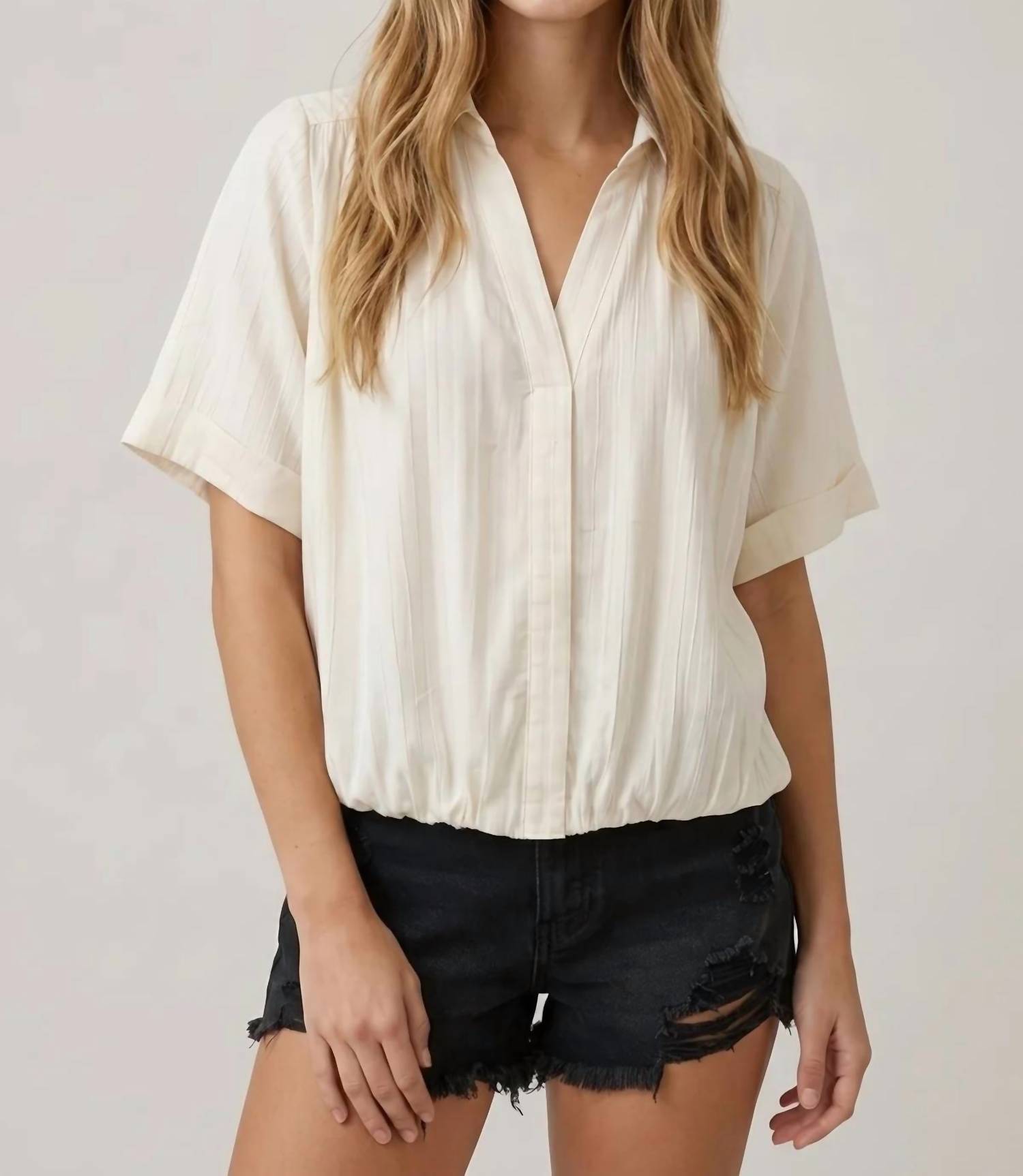 Doe And Rae - Collared Front Bubble Shirt Top