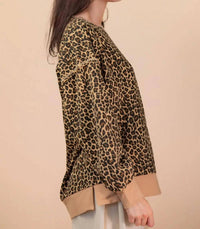 New In - Leopard Printed Knit Top