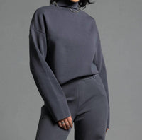 Weekend Los Angeles - Genevieve Mock Neck Top