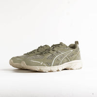 ASICS Men's Gel Nunobiki Sneakers in dried leaf green - men's sneaker - detail view