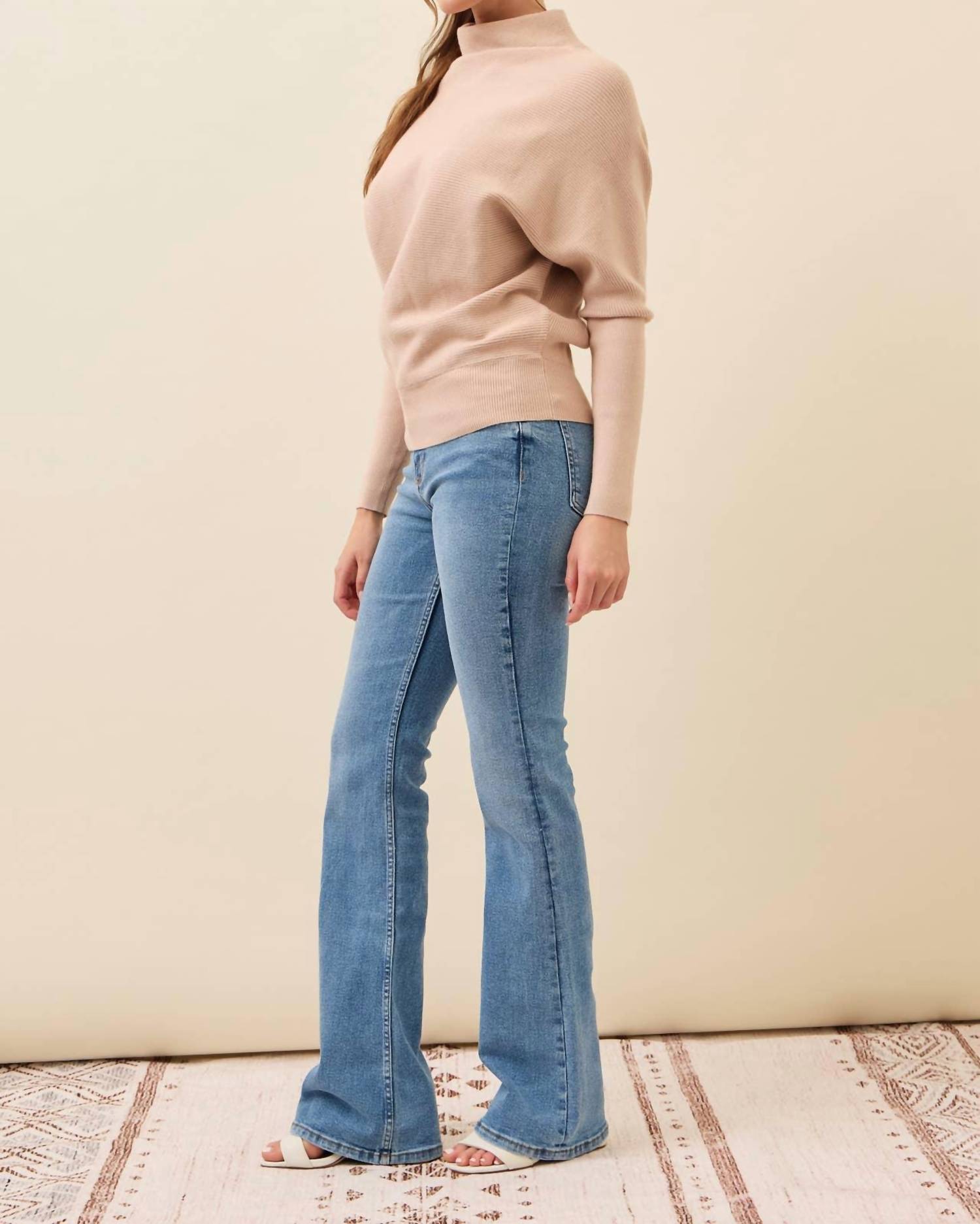 Rivir - Lina Mock Neck Pullover