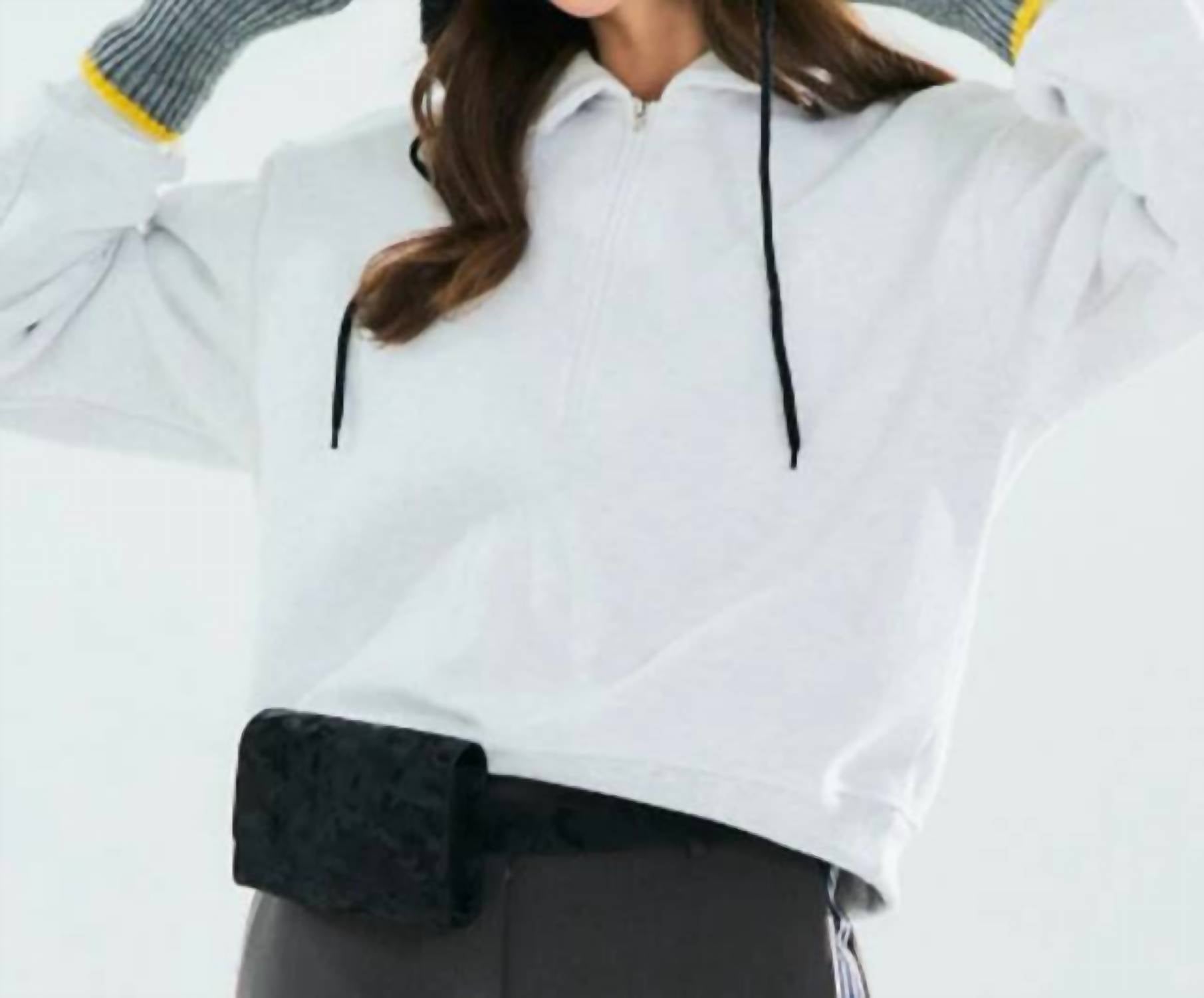 Benecia 12 - Flat Raised Sweatshirt