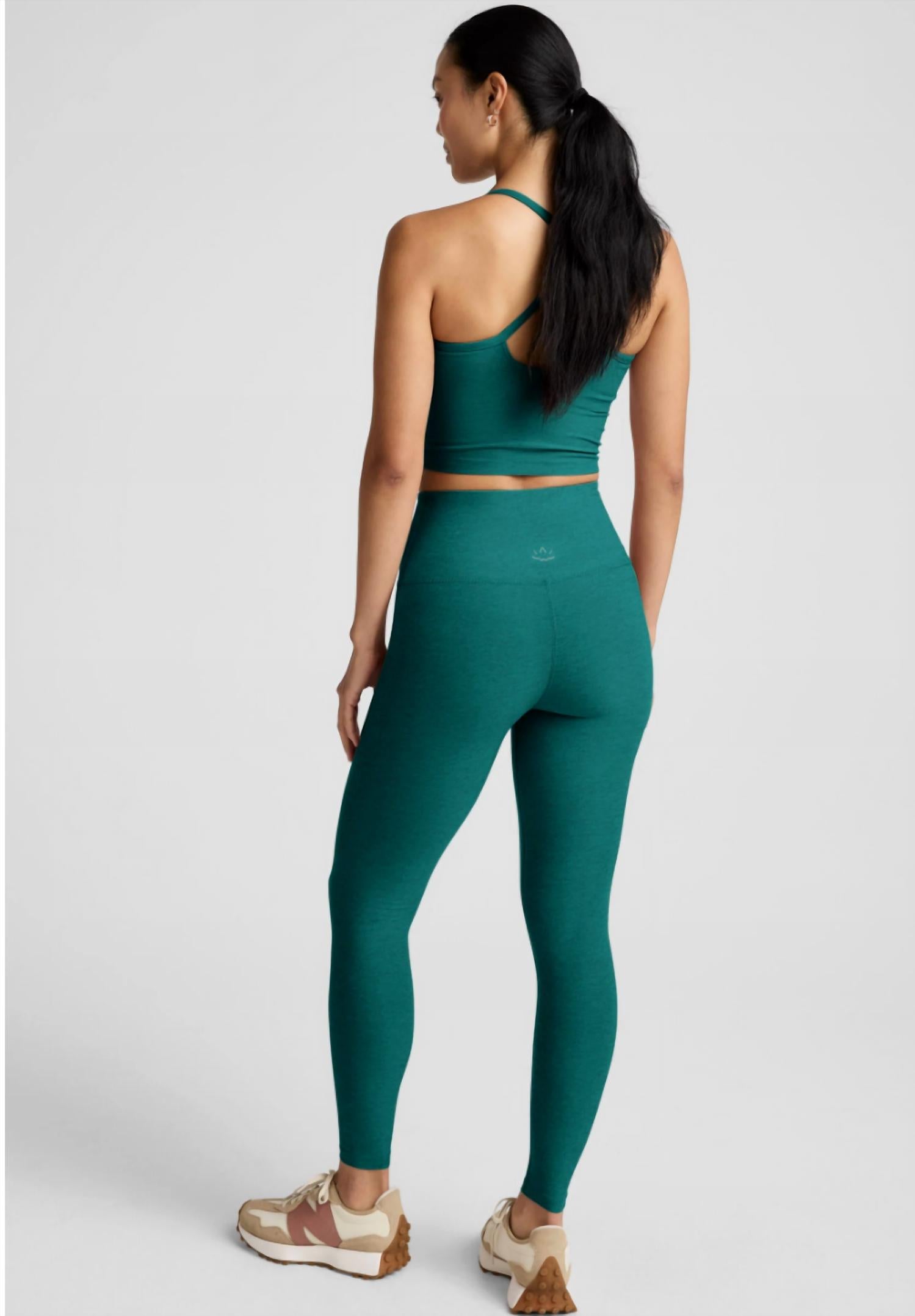 Beyond Yoga - Spacedye on the Up Cropped Tank