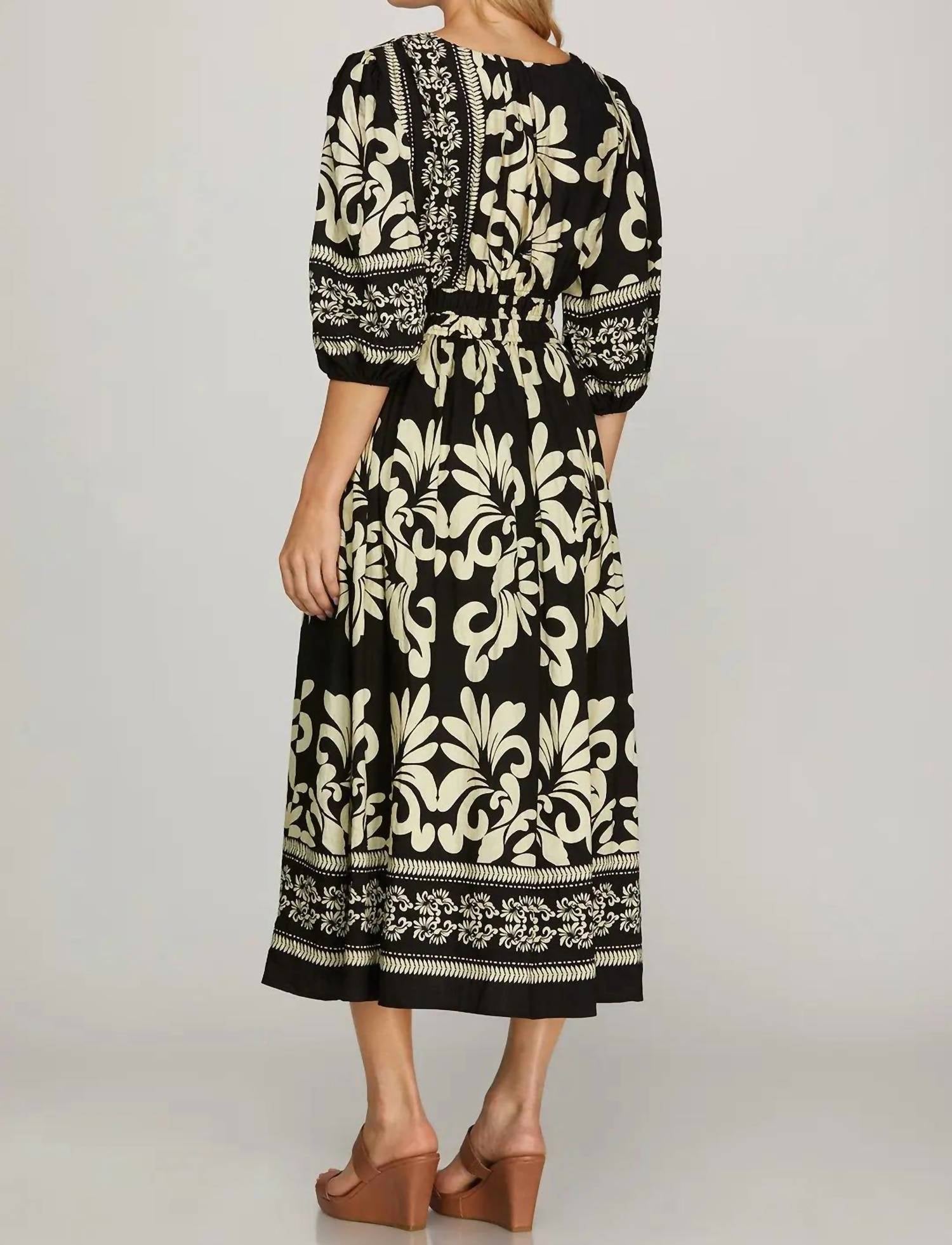 She + Sky - 3/4 Sleeve V-neck Woven Midi Dress With Side Pocket